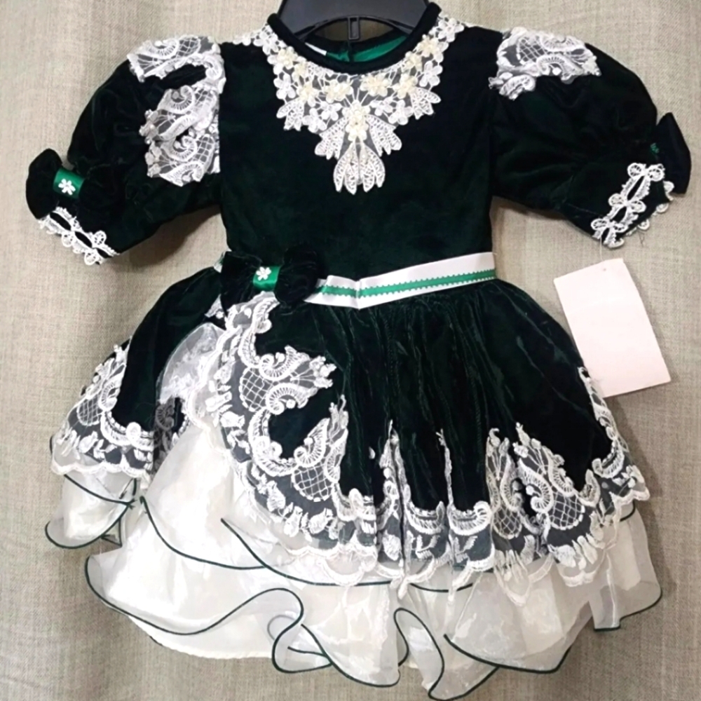 Vintage Lydia Green Velvet Lace Puffy Pageant Dress Size 2 Made In USA - NEW